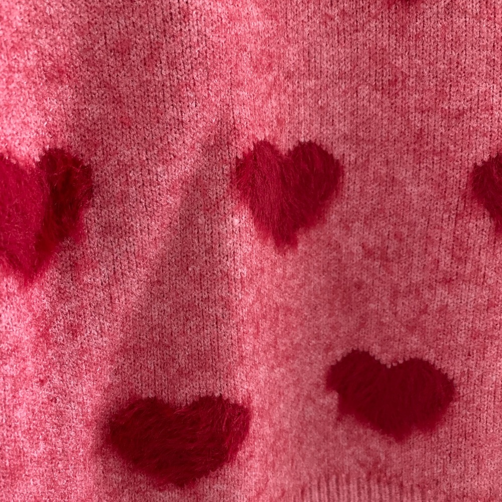 Slim Fit Soft Heart Sweater - Picture 5 of 8